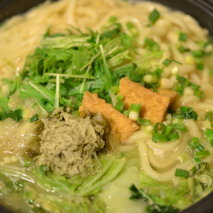 グリル鍋で作る味噌煮込みうどん